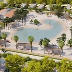 Campingplatz De Reve Au 5 Etoiles La Yole Mobil-home Premium 6 Pers *