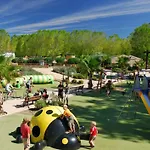 Campingplatz De Reve Au 5 Etoiles La Yole Mobil-home Premium 6 Pers